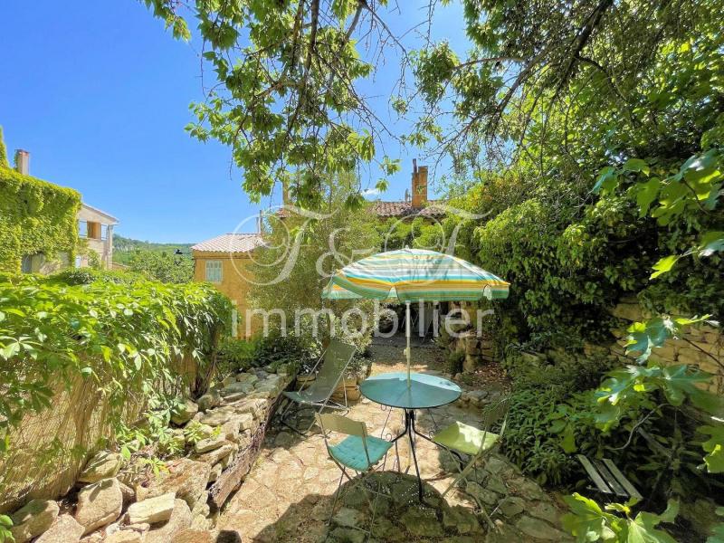 Maison de charme avec jardin à Saignon