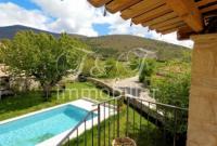 Maison de village avec piscine en Provence