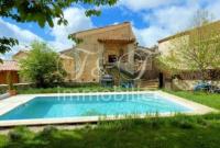Maison de village avec piscine en Provence